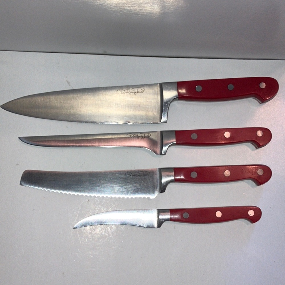 Wolfgang Puck Red Handled Kitchen Knife Set‎